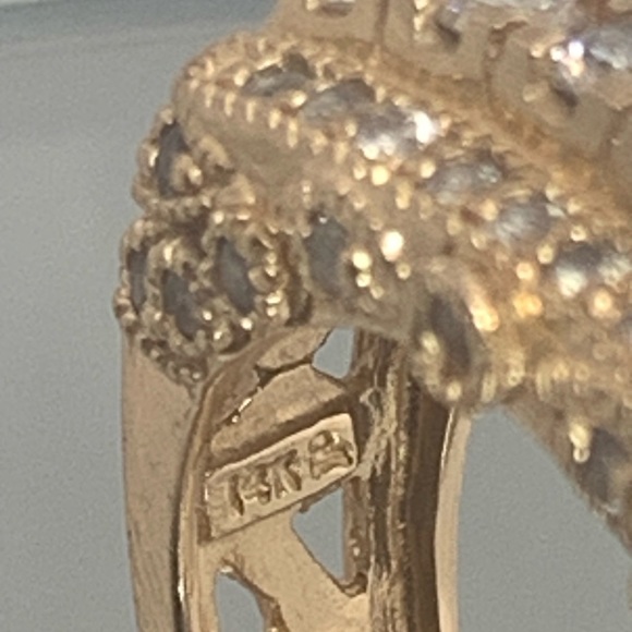 Diamond Ring. 🛑SOLD - Picture 5 of 7